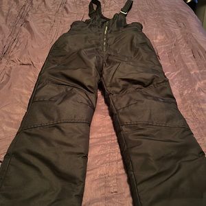 Youth ski pants - size 8/10 - new